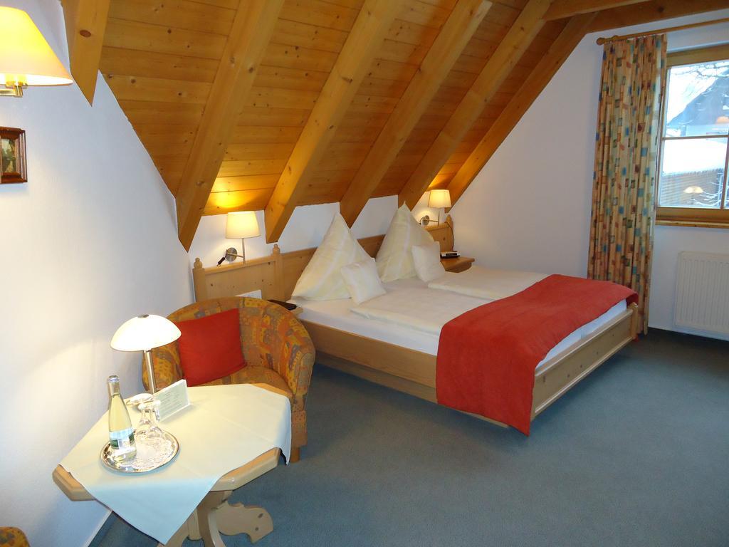 Berghotel Schiller Schonach im Schwarzwald Eksteriør bilde