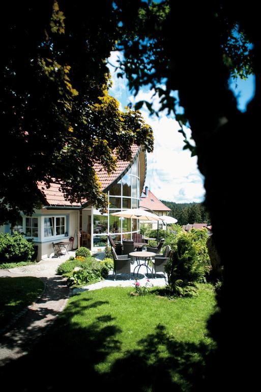 Berghotel Schiller Schonach im Schwarzwald Eksteriør bilde