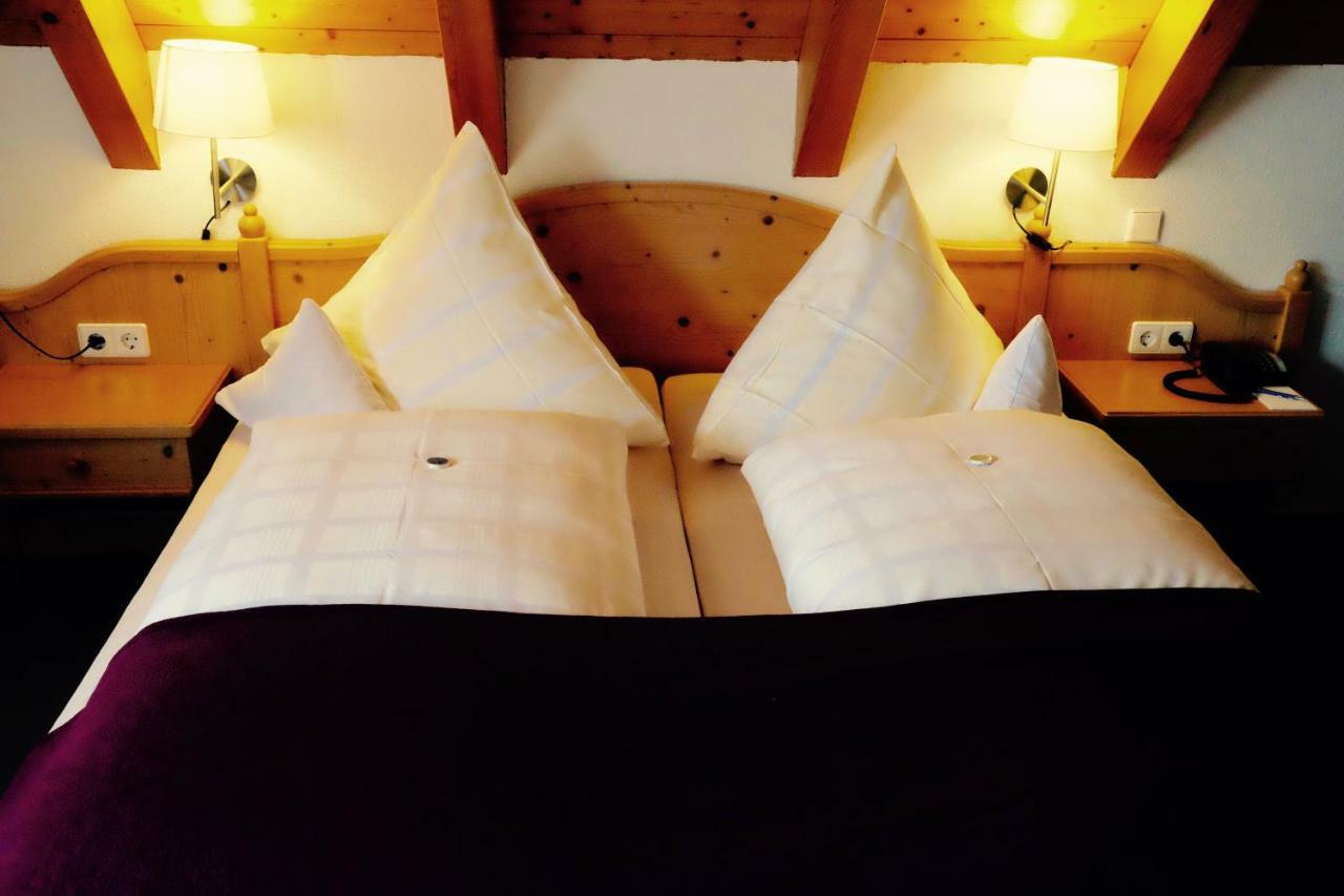 Berghotel Schiller Schonach im Schwarzwald Eksteriør bilde