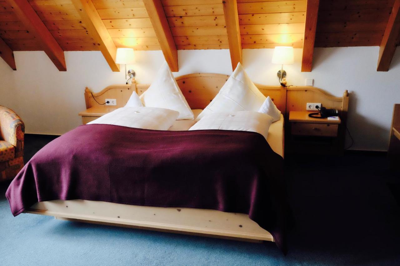 Berghotel Schiller Schonach im Schwarzwald Eksteriør bilde
